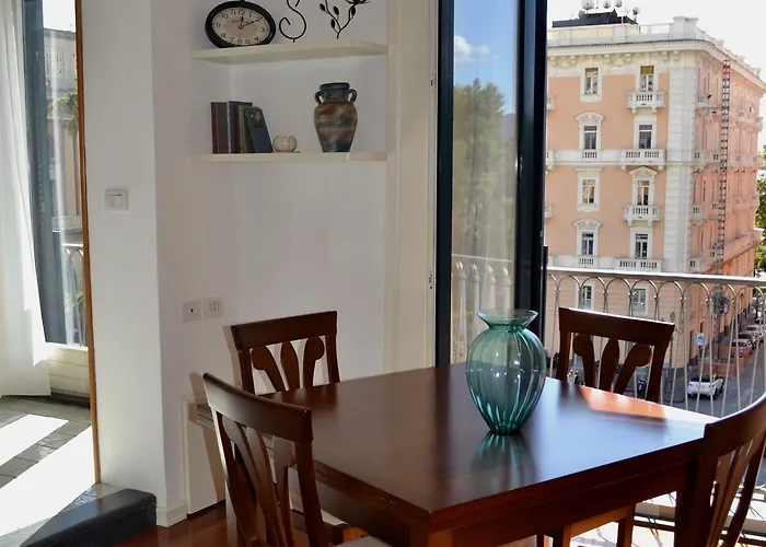 Apartment La Maison Du Paradis Salerno