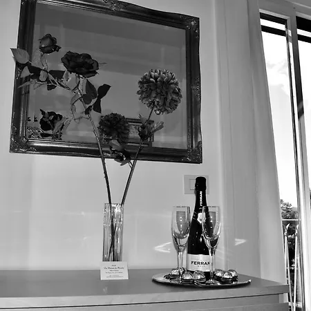La Maison Du Paradis Apartment *